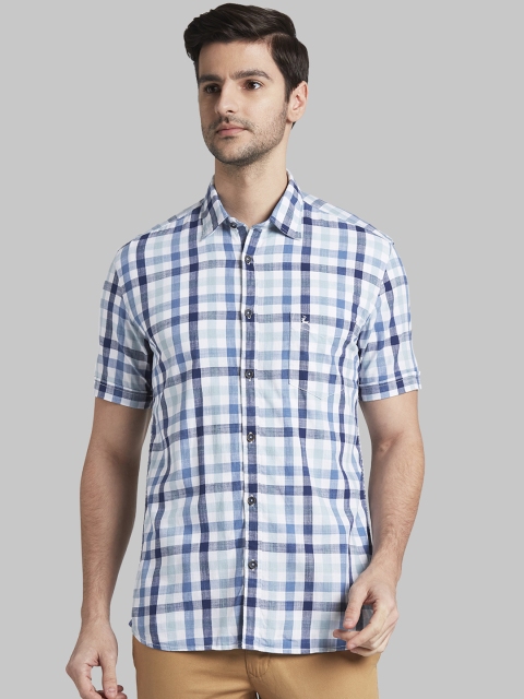 

Parx Men Blue Slim Fit Checked Casual Shirt