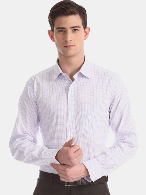 

Arrow Men White & Pink Regular Fit Checked Formal Shirt