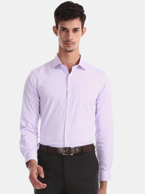 

Excalibur Men Lavender Slim Fit Solid Formal Shirt