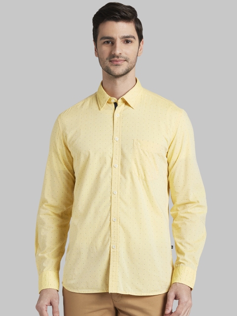 

Parx Men Yellow Slim Fit Printed Casual Shirt