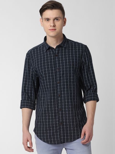 

Peter England Casuals Men Navy Blue Slim Fit Checked Casual Shirt