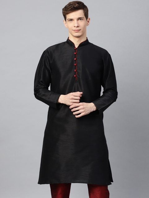 

SOJANYA Men Black Solid Straight Kurta