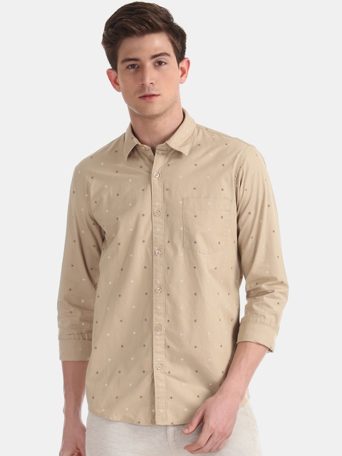 

Ruggers Men Beige Regular Fit Printed Casual Shirt