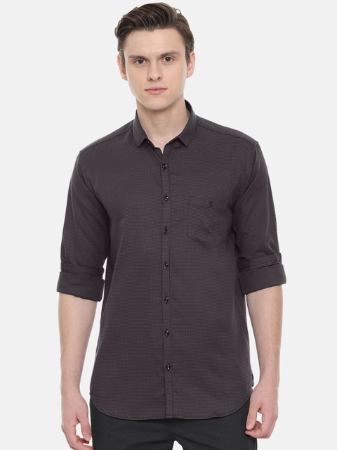 

V Dot Men Navy Blue & Brown Slim Fit Self Design Casual Shirt