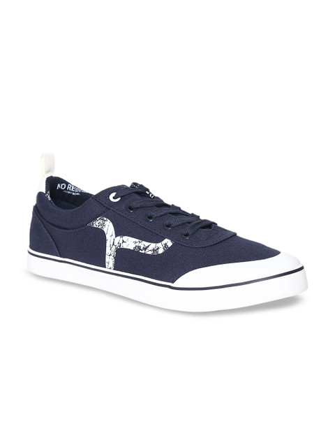 

Flying Machine Men Blue Sneakers