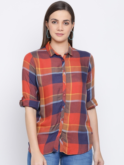 

Crimsoune Club Women Navy Blue & Orange Slim Fit Checked Casual Shirt