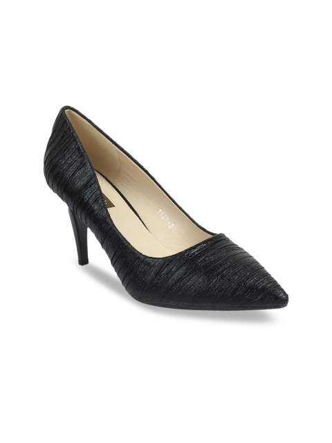

Flat n Heels Women Black Solid Pumps