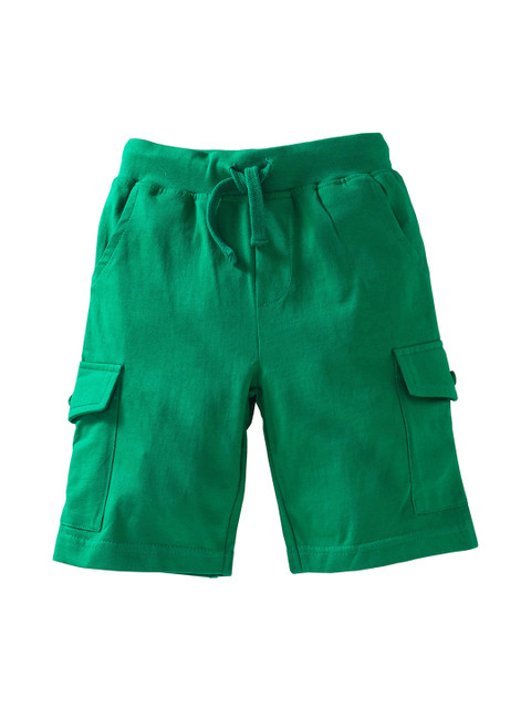 

KiddoPanti Boys Green Solid Regular Fit Cargo Shorts