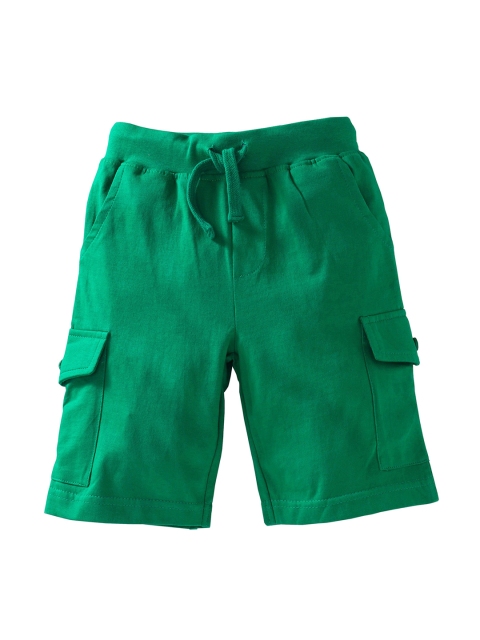 

KiddoPanti Boys Green Solid Regular Fit Cargo Shorts