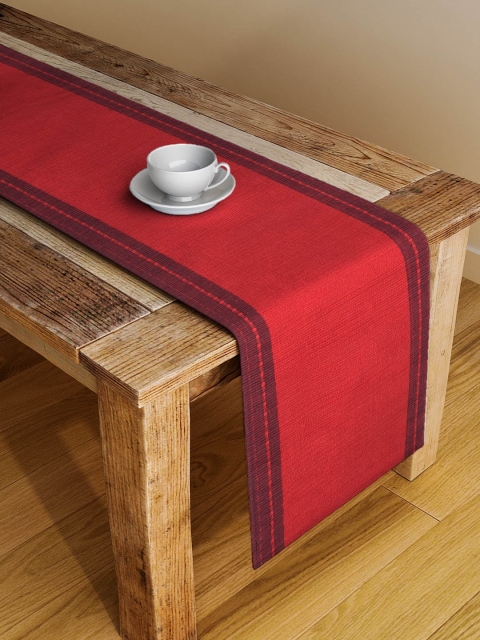 

NEUDIS Red & Burgundy Colourblocked Hand-Woven 6-Seater Table Runner