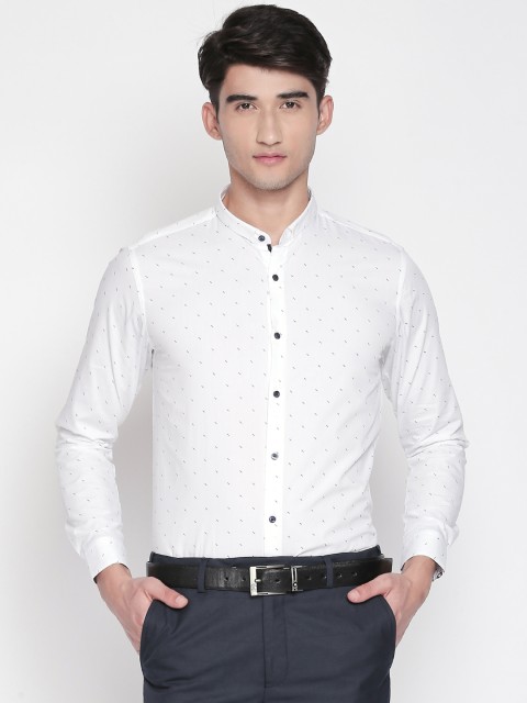 

RICHARD PARKER by Pantaloons Men White & Black Slim Fit Printed Formal Shirt