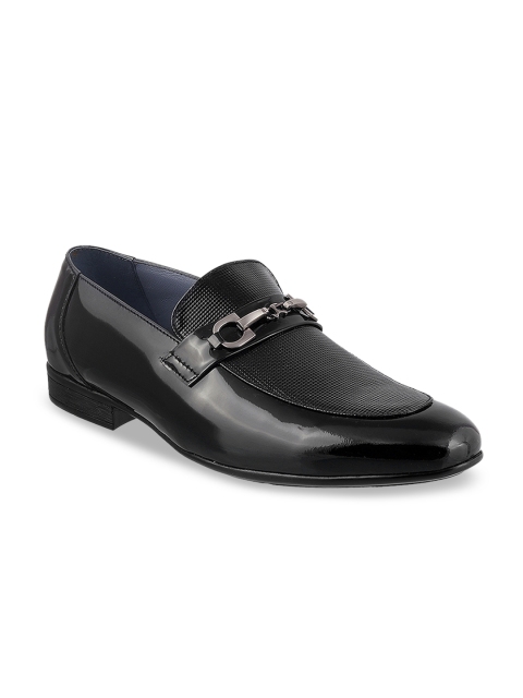 

Mochi Men Maroon Solid Formal Loafers, Black