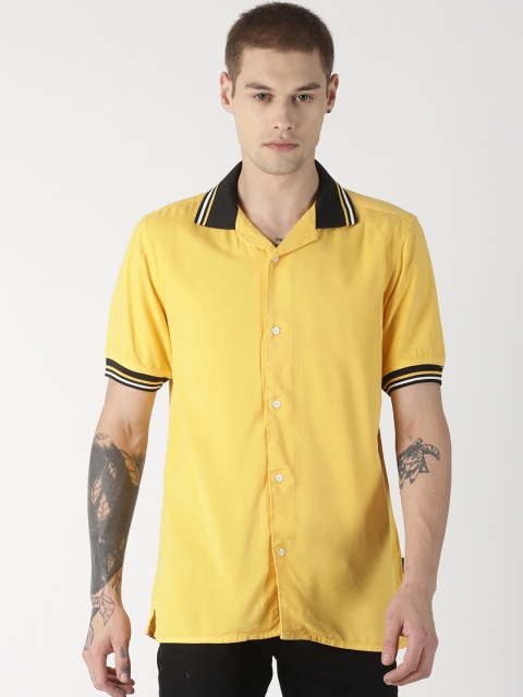 

Blue Saint Men Yellow Slim Fit Solid Casual Shirt