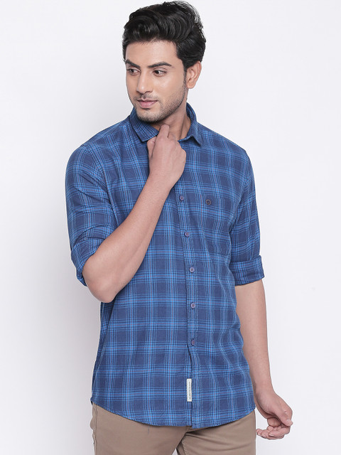 

Integriti Men Blue Slim Fit Checked Casual Shirt