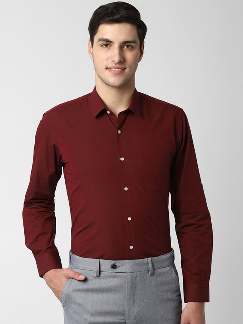 

Peter England Men Maroon Regular Fit Solid Formal Shirt