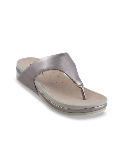 

LEMON & PEPPER Women Grey Solid Heels