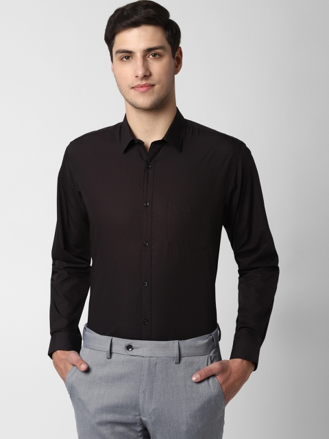 

Peter England Men Black Regular Fit Solid Formal Shirt