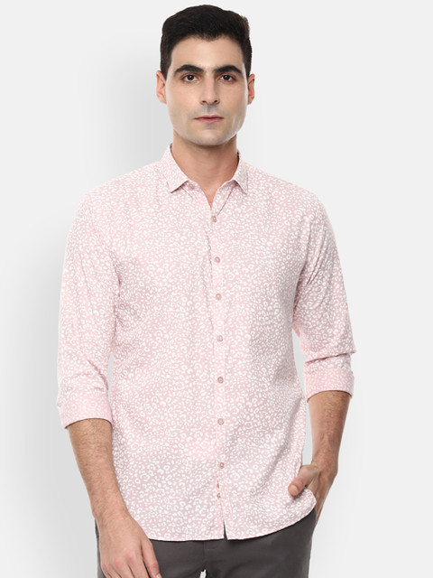 

V Dot Men Pink Printed Slim Fit Casual Shirt