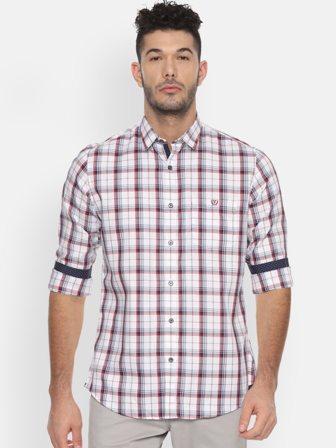 

Van Heusen Sport Men White & Red Slim Fit Checked Casual Shirt