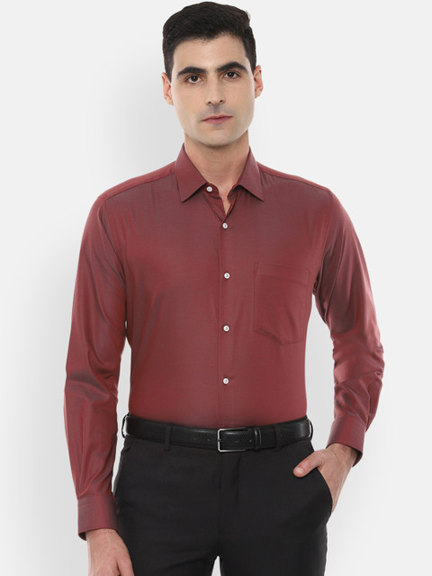 

Van Heusen Men Maroon Regular Fit Solid Formal Shirt