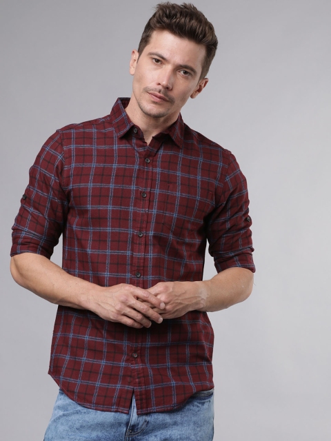 

Ecko Unltd Men Maroon & Blue Slim Fit Checked Casual Shirt
