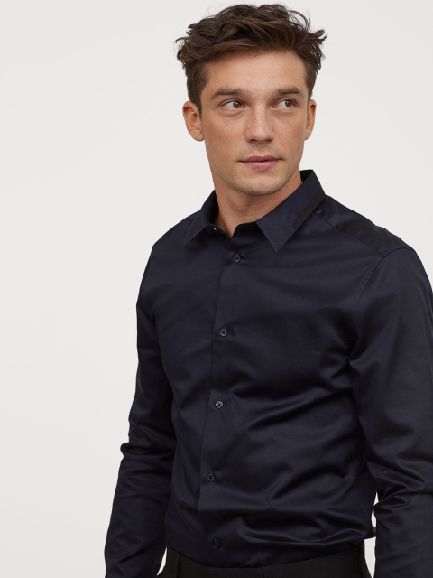 

H&M Men Navy Blue Solid Cotton Shirt Slim Fit