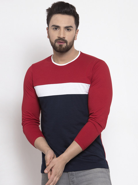 

Kalt Men Red Colourblocked Round Neck T-shirt
