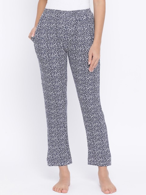 

Clovia Women Navy Blue & White Printed Lounge Pants LB0176J083XL