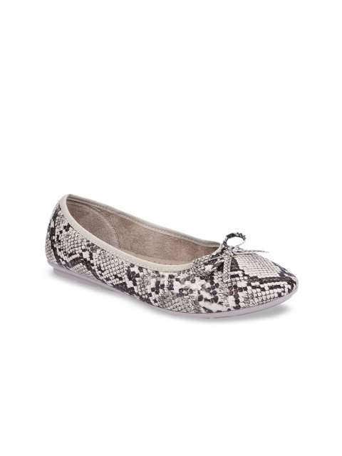 

URBANE Women Beige & Grey Snake Skin Textured Printed Ballerinas