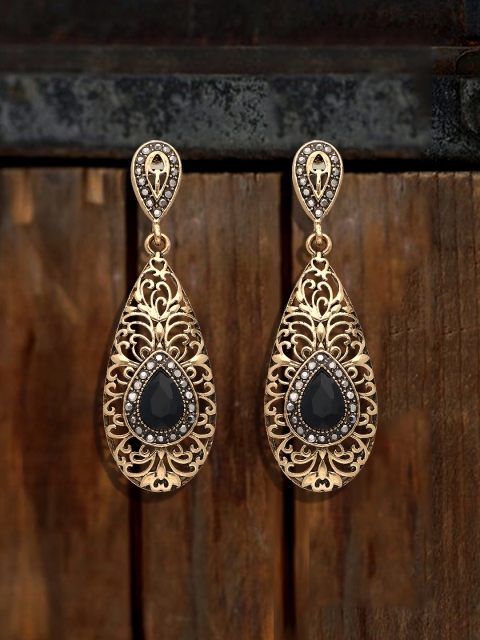

Sia Art Jewellery Gold-Toned & Black Teardrop Shaped Drop Earrings