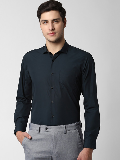 

Peter England Men Green Regular Fit Solid Formal Shirt