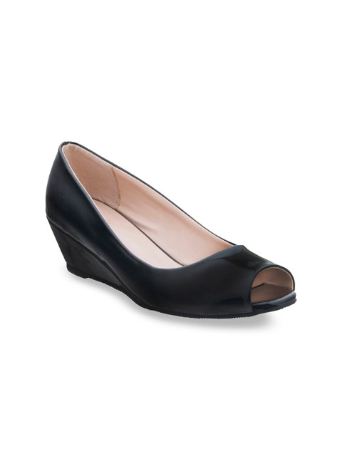 

Sherrif Shoes Women Black Solid Pumps