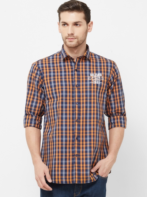

Solemio Men Brown & Navy Blue Regular Fit Checked Casual Shirt