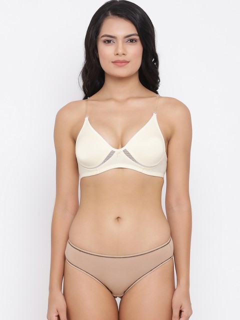 

Clovia Women Beige & Nude-Coloured Solid Lingerie Set COMBBP74032B