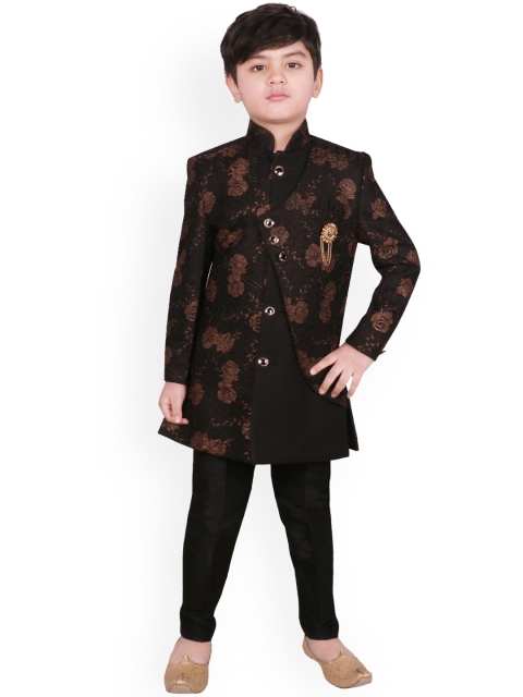 

SG YUVRAJ Boys Black Printed Sherwani Set