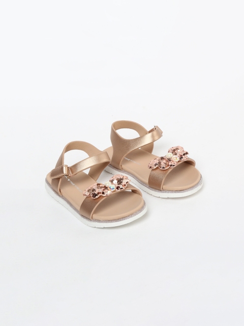 

Fame Forever by Lifestyle Girls Gold-Toned Solid Open Toe Flats