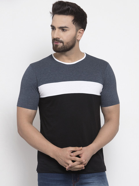 

Kalt Men Black & Black Colourblocked Round Neck T-shirt