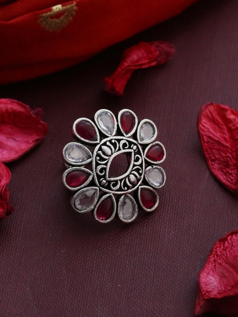 

Voylla Women Red & White Silver-Plated Oxidised Ring