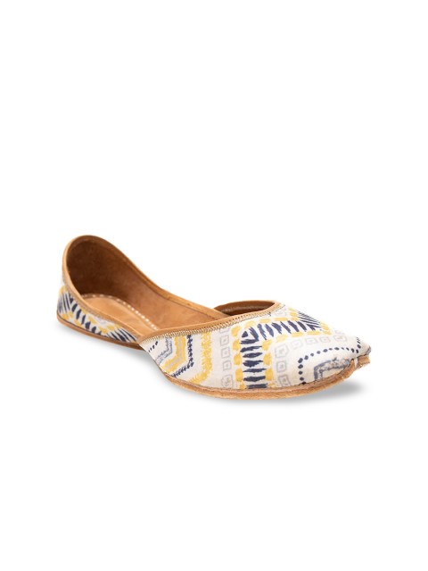 

Jivaana Women Cream-Coloured Printed Leather Mojaris