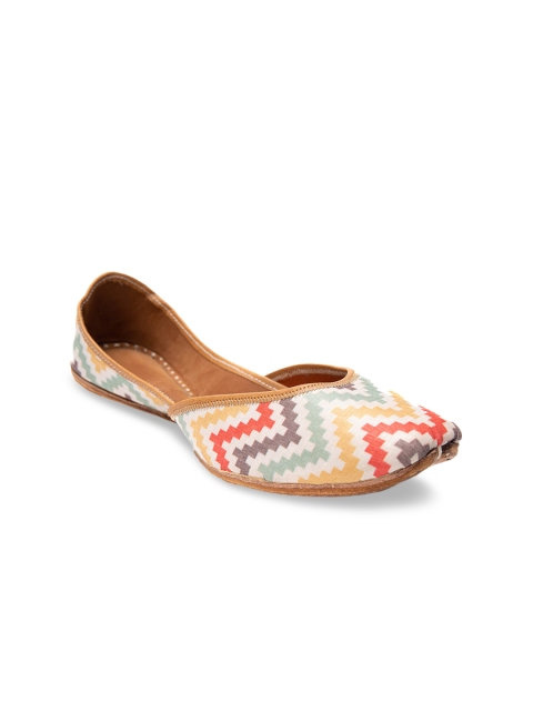 

Jivaana Women Multicoloured Printed Leather Mojaris, Multi