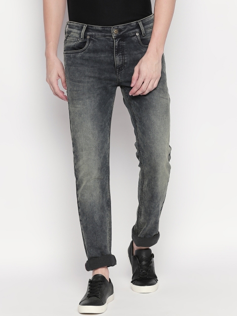 

Mufti Men Green & Grey Regular Fit Mid-Rise Clean Look Jeans