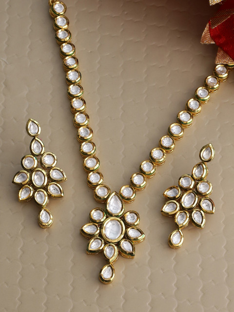 

Tistabene Gold-Plated Artificial Stone & Bead Studded Kundan Jewellery Set, White