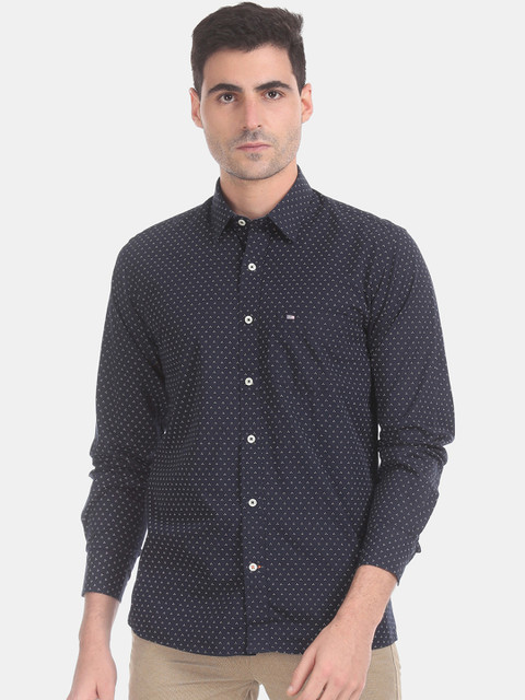 

Arrow Sport Men Navy Blue & White Slim Fit Printed Casual Shirt