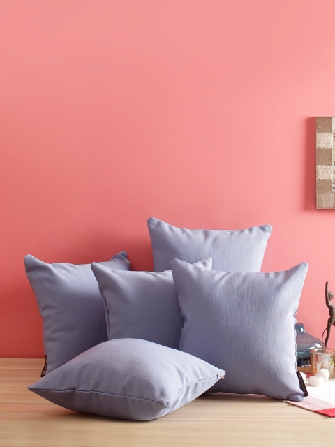 

ROMEE Blue Set of 5 Solid Square Cushion Covers