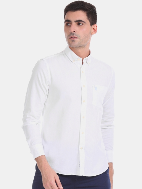 

U.S. Polo Assn. Men White Regular Fit Solid Casual Shirt
