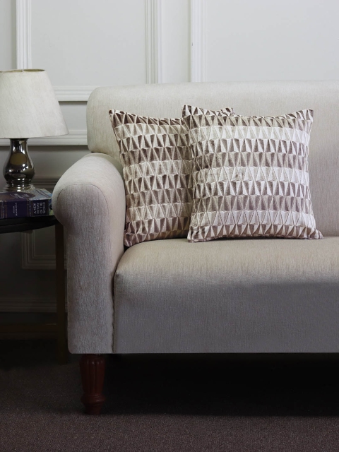 

GMF Brown & Off-White Set of 2 Geometric Square Cushion Covers