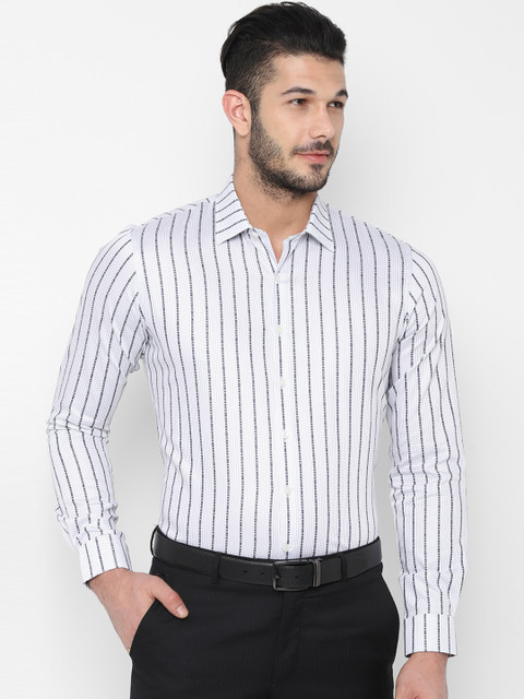

SIMON CARTER LONDON Men White & Black Slim Fit Striped Formal Shirt