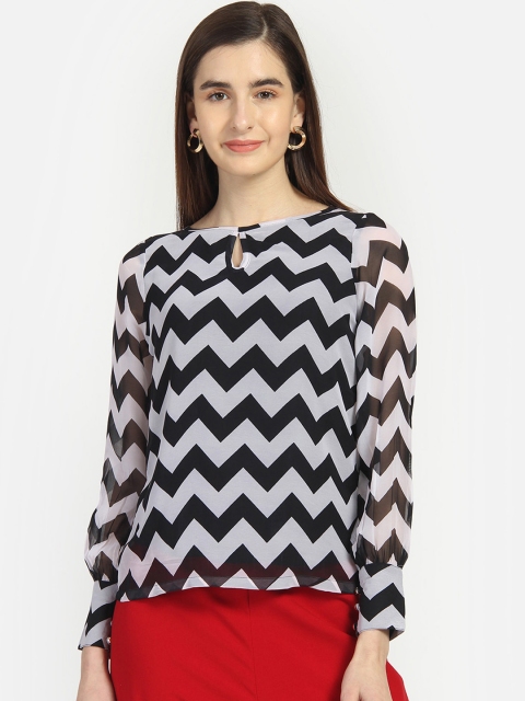

Yaadleen Women Black & White Printed Top