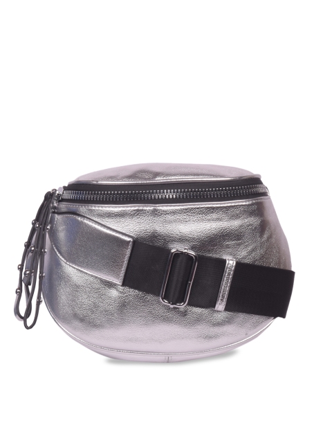 

Bagkok Silver-Toned Solid Sling Bag