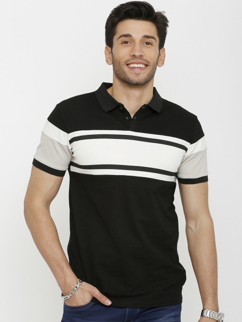 

Rex Straut Jeans Men Black & White Colourblocked Polo Collar T-shirt